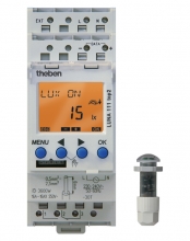 LUNA 111 top2 EL, Сумеречный выключатель Theben в комплекте с цифровым встраиваемым датчиком освещенности (арт. 1110200)